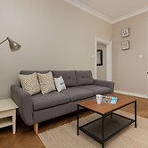 Metro Rondo ONZ Apartment by Renters