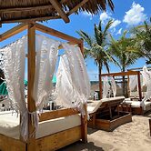 Baos Hotel & Restaurant