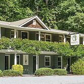 Hickory Falls Inn