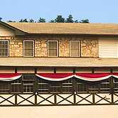 Mountain Creek Tavern