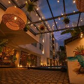 HUE GUH The Porto Candolim