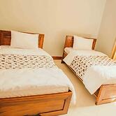 Dual Mountain View Lodge