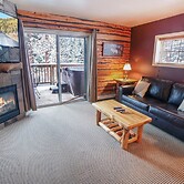 Fawn Valley Inn: 300 1 Bedroom Condo