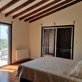 Impeccable 3-bed Villa in Tala - Paphos