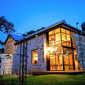Old Chaff Mill Retreat - - luxury vineyard accommodation