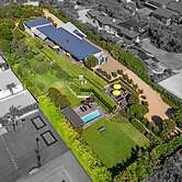 Luxury Portsea Sanctuary Gas Heat Pool Gardens