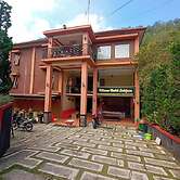 Red Chilies Hill Hotel