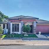 Stylish Luxe House at Point Cook