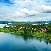 Karapuzha Village Resort