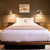 Meeting House Boutique Hotel