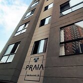 Praia Apartaestudios