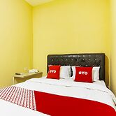 OYO 90900 Pagi Sore Residence