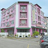 OYO 90846 Hotel Akasia