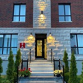 2001 Av. Beaconsfield