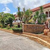 Thai Ngam Palace Hotel