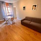 HH HERMOSO HOUSING ASTI