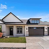 Prestine and Comfortable Home