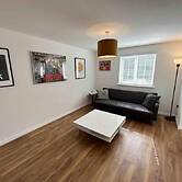 1-bed Apartment in Greater London Next to Station