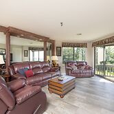 Stoneridge 3BR Standard Condo, Sleeps 8 by RedAwning