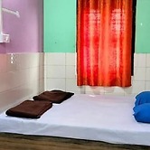 Goroomgo Central Guest House Agartala