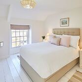 Host Stay Holmlea Cottage