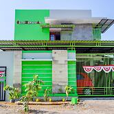 Super OYO 93012 Griya Kencana Asri Syariah