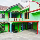 OYO 92997 Villa Hj Karnadi