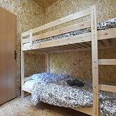 TreeHouses Ljubač Glamping Robinson