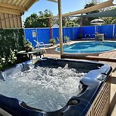 Acacia Rose Motor Inn