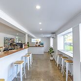 Surf Inn Boutique Backpackers