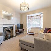 Spacious 3 Bedroom House in Edgbaston With Parking