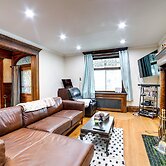 Spacious Pittsburgh Rental: Walk to Frick Park!