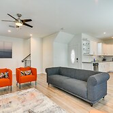 Modern Houston Haven: 3 Mi to Downtown Attractions
