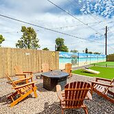 Glendale Getaway: Swim, Putt, Grill, & Relax!