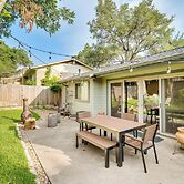 Austin Home Near Zilker Park w/ Yard: Pets Allowed