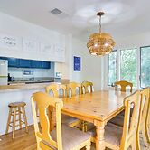 Kiawah Island Vacation Rental: Walk to Beach!