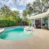 Near Busch Gardens: Sunny Florida Retreat w/ Pool!