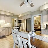 Cozy Springfield Vacation Rental Near Downtown