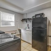 Washington, DC, Area Apartment < 2 Mi to Subway!
