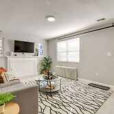 Washington, DC, Area Apartment 8 Mi to Downtown!