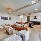 Stylish Flagstaff Home: Close to Hiking & Fishing!