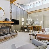 Cozy Winter Park Condo: Bike, Ski, & Hike!