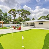 Vero Beach Vacation Rental: Pool & Putting Green!