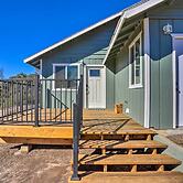 Oakhurst Duplex ~ 13 Mi to Yosemite National Park!