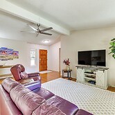 Sun Lakes Home w/ 3 Pools in Retirement Community