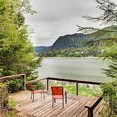 Juneau Vacation Home: Stunning View + Beach Access