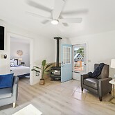 Pet-friendly Newman Lake Cottage w/ Beach Access!