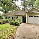 Charming Wilmington Home w/ Patio ~ 7 Mi to Beach!