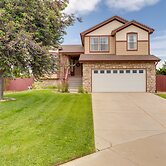 Spacious Aurora Home: 20 Mi to Downtown Denver!
