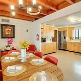 Hollywood Hills of Tucson: 20 Acres, Pool, Hot Tub